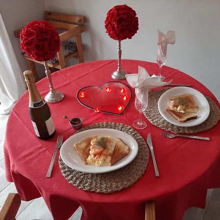 Burnham Road Suite Guest House Булавайо Екстериор снимка