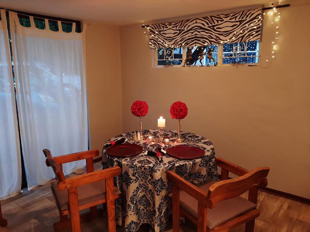 Burnham Road Suite Guest House Булавайо Екстериор снимка